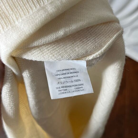 J.Crew Collection Cream 100% Merino Wool V-Neck Sweater with Bell Sleeves XS - Picture 4 of 4